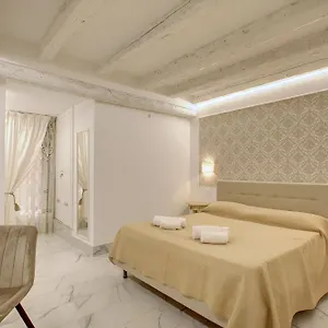 https://newarsenale-a-venetian-dream-10-min-to-stmarco.hotelslidodijesolo.com